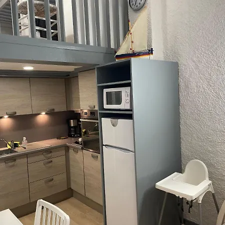 Apartment Collioure, Bel De 40m2 Avec Balcon Et Parking Collioure