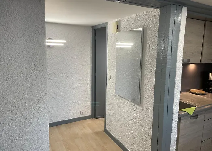 Collioure, Bel De 40m2 Avec Balcon Et Parking