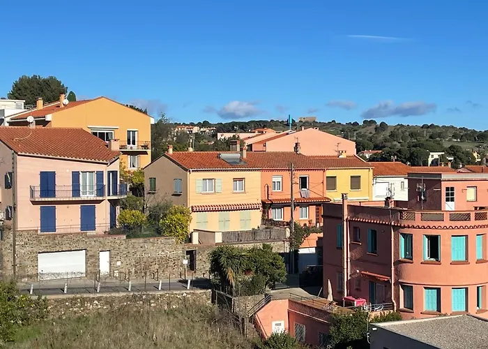 Collioure, Bel De 40m2 Avec Balcon Et Parking *